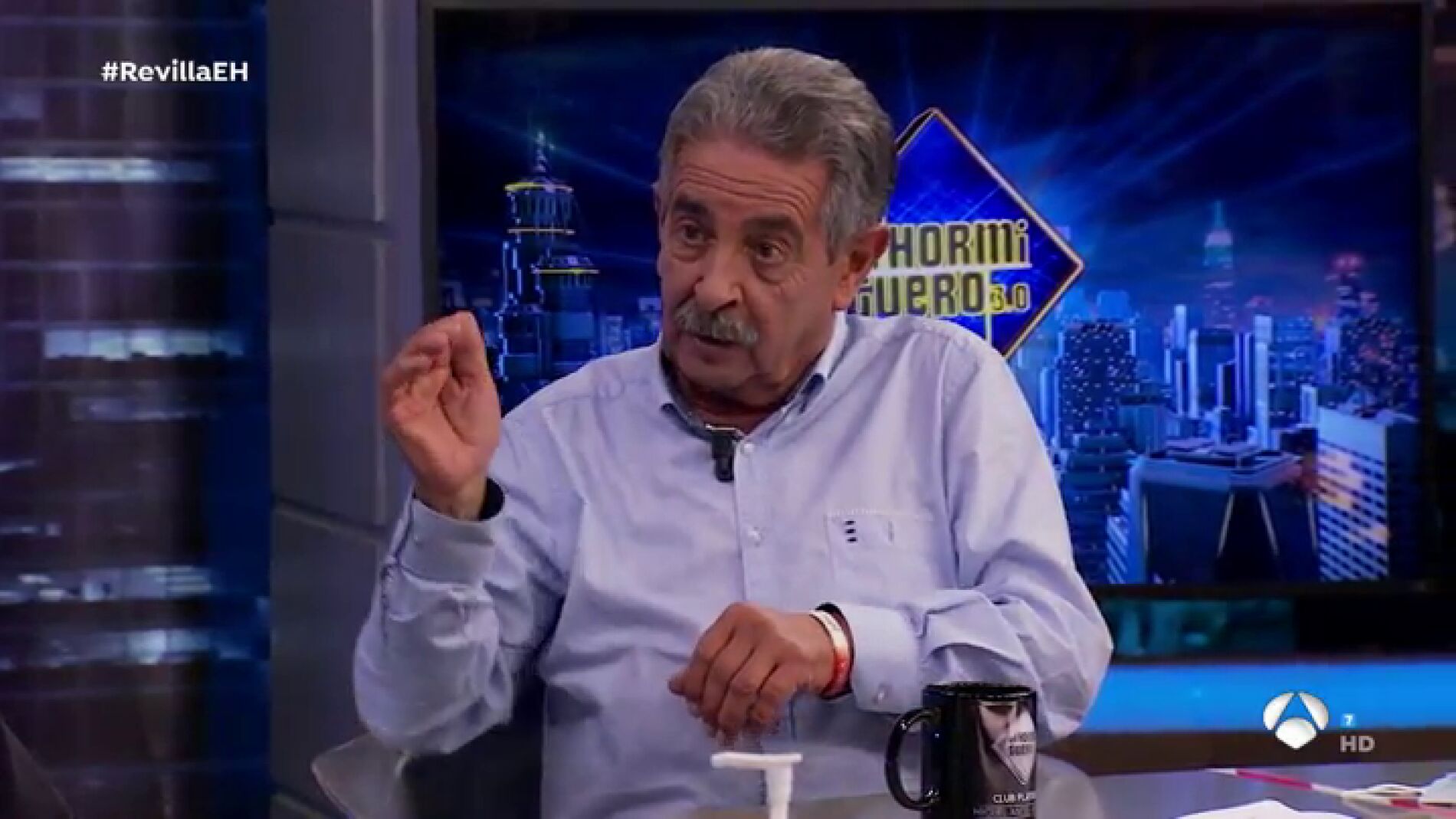 "Estoy aquí de milagro", el percance que Miguel Ángel Revilla ha vivido tras ser "arrollado" antes de acudir a 'El Hormiguero 3.0'