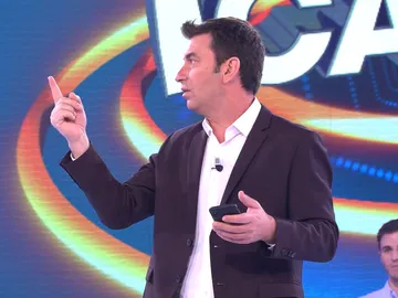 Contorno de ojos y ácido hialurónico: la lista de la compra común de Arturo Valls y el público de ‘¡Ahora Caigo!’ Contorno de ojos y ácido hialurónico: la lista de la compra común de Arturo Valls y el público de ‘¡Ahora Caigo!’