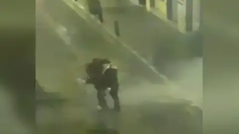 El alcalde de Lanjarón celebra la fiesta patronal del pueblo, a pesar de estar suspendida por el coronavirus El alcalde de Lanjarón celebra la fiesta patronal del pueblo, a pesar de estar suspendida por el coronavirus