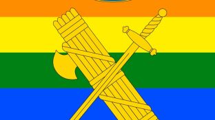 El escudo de la Guardia Civil sobre la bandera del arco&iacute;ris