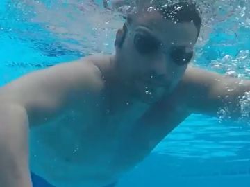 Alberto Lorente consigue el Récord Guinness de piscina estática a contracorriente