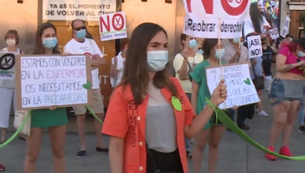 Manifestación de 'Sanitarios necesarios' en Madrid