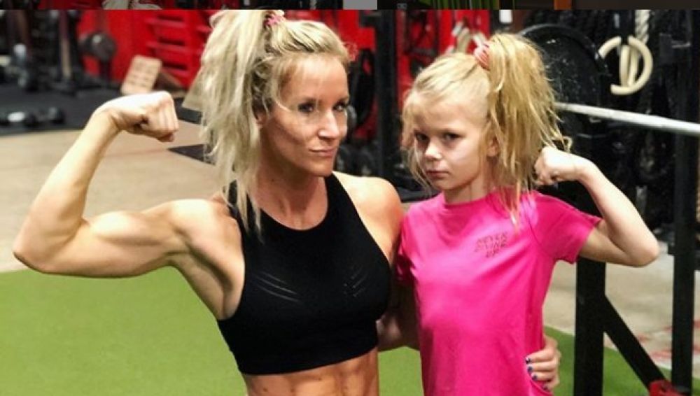 Brodie Bowen, la polémica 'niña fitness' de siete años que arrasa en las redes