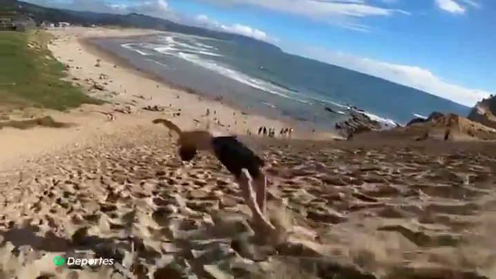 Tumbling, la espectacular disciplina de la gimnasia de trampolín donde se recorre una distancia haciendo acrobacias Tumbling, la espectacular disciplina de la gimnasia de trampolín donde se recorre una distancia haciendo acrobacias