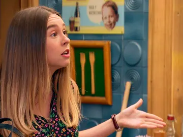 Luisita, indignada con la reacción homófoba de las vecinas: “Me voy a partir la lengua de tanto mordérmela” Luisita, indignada con la reacción homófoba de las vecinas: “Me voy a partir la lengua de tanto mordérmela”