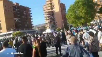 Increpan a Salvini cuando pedía el voto en una localidad del sur de Italia afectada por rebrotes de coronavirus 
