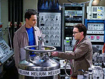 Jim Parsons y Johnny Galecki en 'The Big Bang Theory' Jim Parsons y Johnny Galecki en 'The Big Bang Theory'