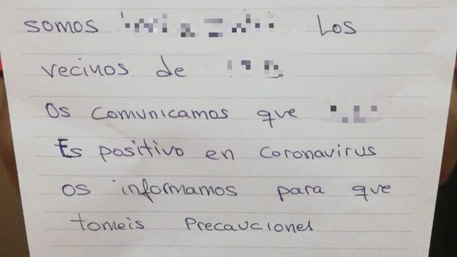 Un matrimonio de Adra (Almería) pide a sus vecinos no 
