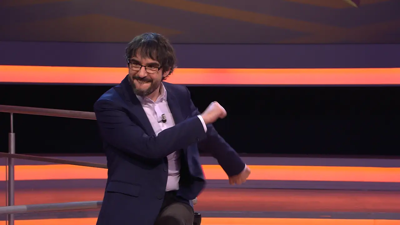 El inmejorable comienzo de los ‘Moñecos’ al ritmo de ‘Bella ciao’