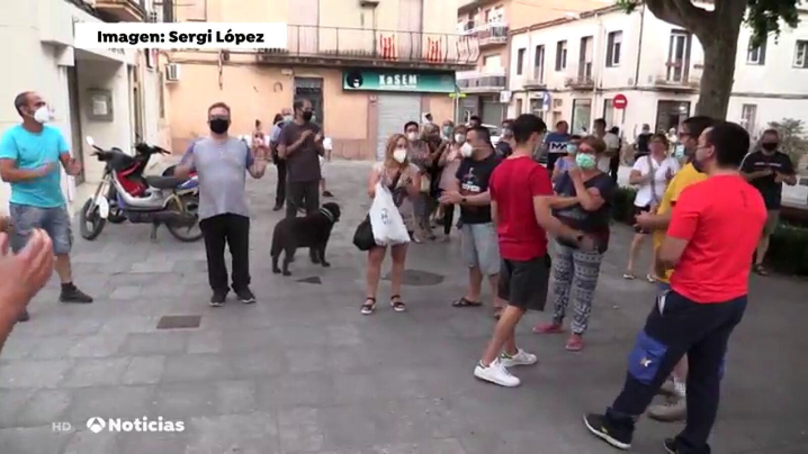 Manifestación en Sant Vicenç de Castellet (Barcelona) contra los okupas