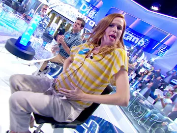 María Castro y su 'barriguita' triunfan en 'La Pista' de 'Pasapalabra' María Castro y su 'barriguita' triunfan en 'La Pista' de 'Pasapalabra'