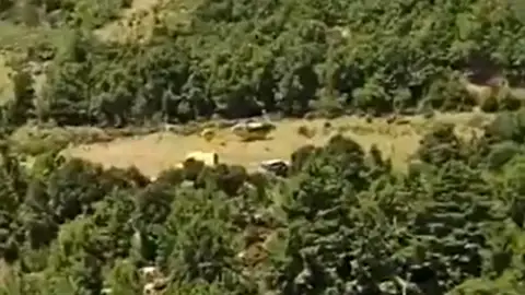 Mueren dos personas en un accidente de helicóptero en el La Vansa i Fornols (Cataluña) Mueren dos personas en un accidente de helicóptero en el La Vansa i Fornols (Cataluña)