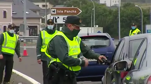 Comienza el confinamiento por coronavirus en A Mariña de Lugo con dudas sobre sus consecuencias en las elecciones gallegas Comienza el confinamiento por coronavirus en A Mariña de Lugo con dudas sobre sus consecuencias en las elecciones gallegas