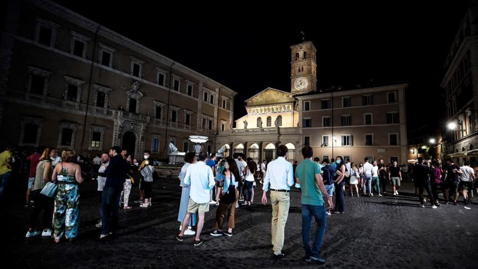 Italia propone imponer pruebas PCR de coronavirus a los viajeros que procedan de España 
