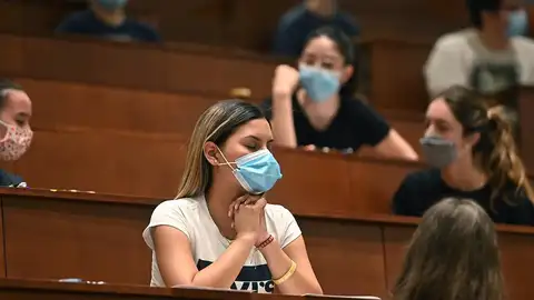 EBAU en Madrid, con mascarilla por el coronavirus EBAU