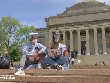 Estados Unidos expulsará a los universitarios extranjeros que sólo den clases on-line Estados Unidos expulsará a los universitarios extranjeros que sólo den clases on-line