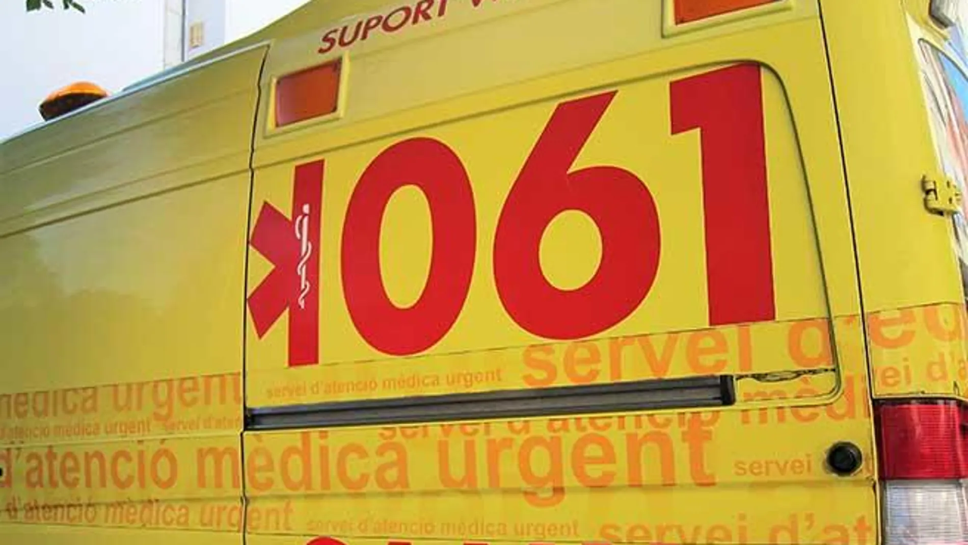 Un hombre se precipita al vacío al intentar ayudar a una vecina a recuperar sus llaves Un hombre se precipita al vacío al intentar ayudar a una vecina a recuperar sus llaves