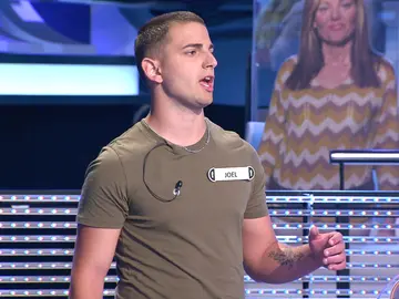 Joel sorprende con un chiste tan bueno que Arturo Valls se piensa indultarle en '¡Ahora caigo!' Joel sorprende con un chiste tan bueno que Arturo Valls se piensa indultarle en '¡Ahora caigo!'