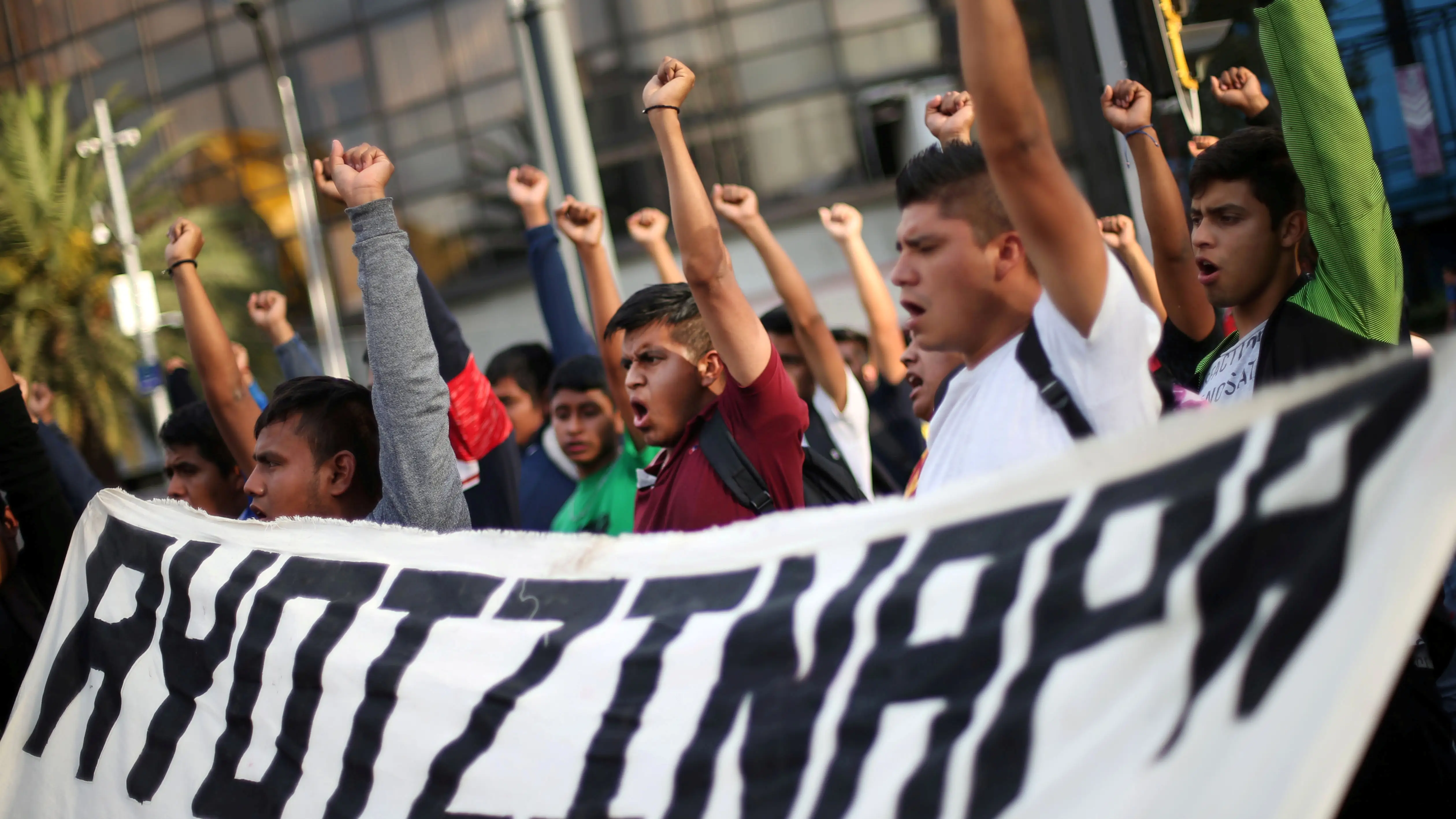Identifican restos de uno de los 43 estudiantes desaparecidos de Ayotzinapa, en México Identifican restos de uno de los 43 estudiantes desaparecidos de Ayotzinapa, en México