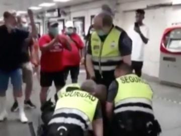 Agresión en el metro 