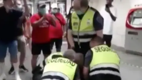 Agresión en el metro Agresión en el metro