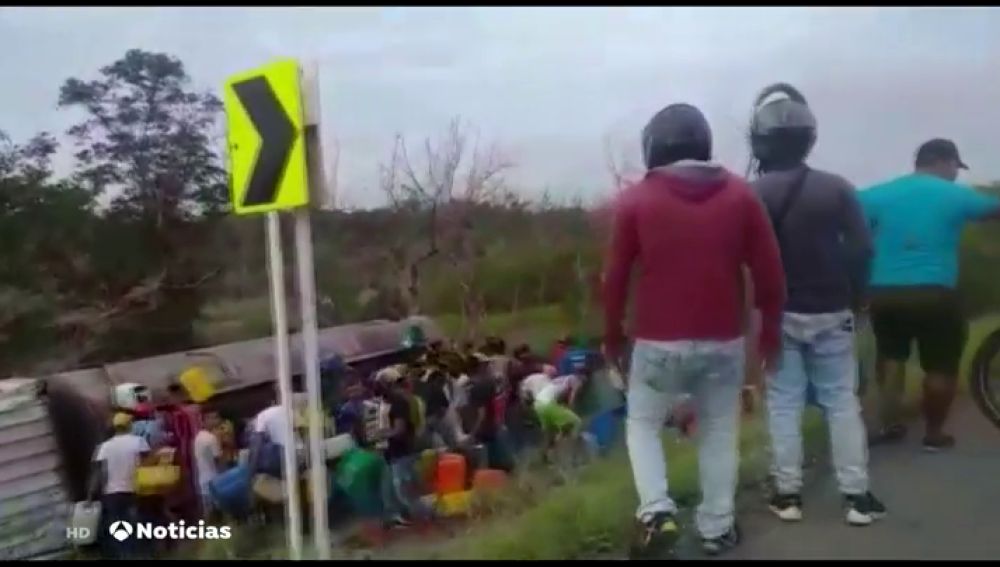 Explosión camión cisterna Colombia