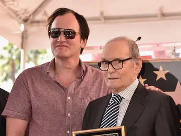 Quentin Tarantino junto a Ennio Morricone Quentin Tarantino junto a Ennio Morricone