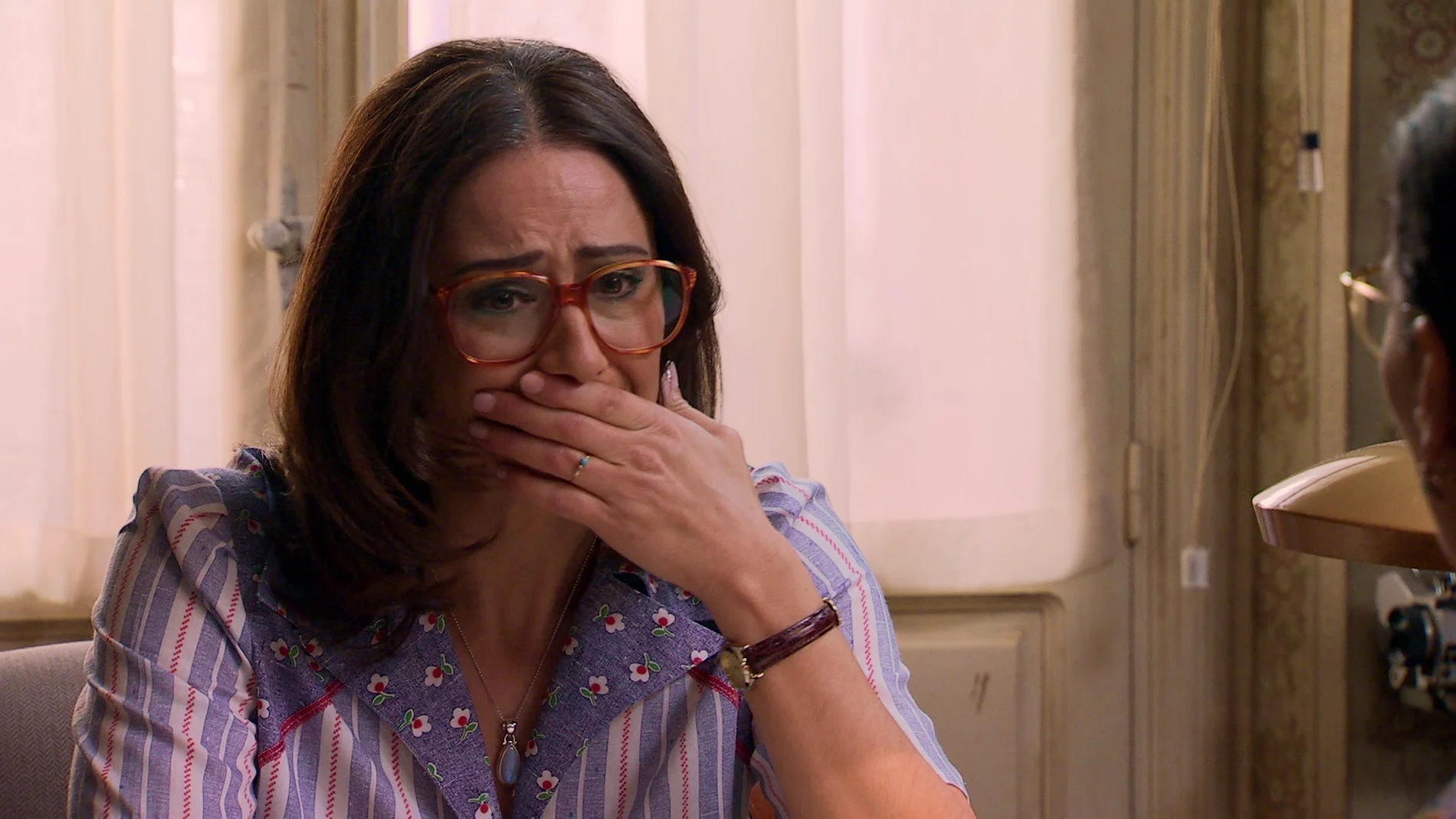 Cristina descubre que llega tarde para confesarle toda la verdad sobre su embarazo a Guillermo