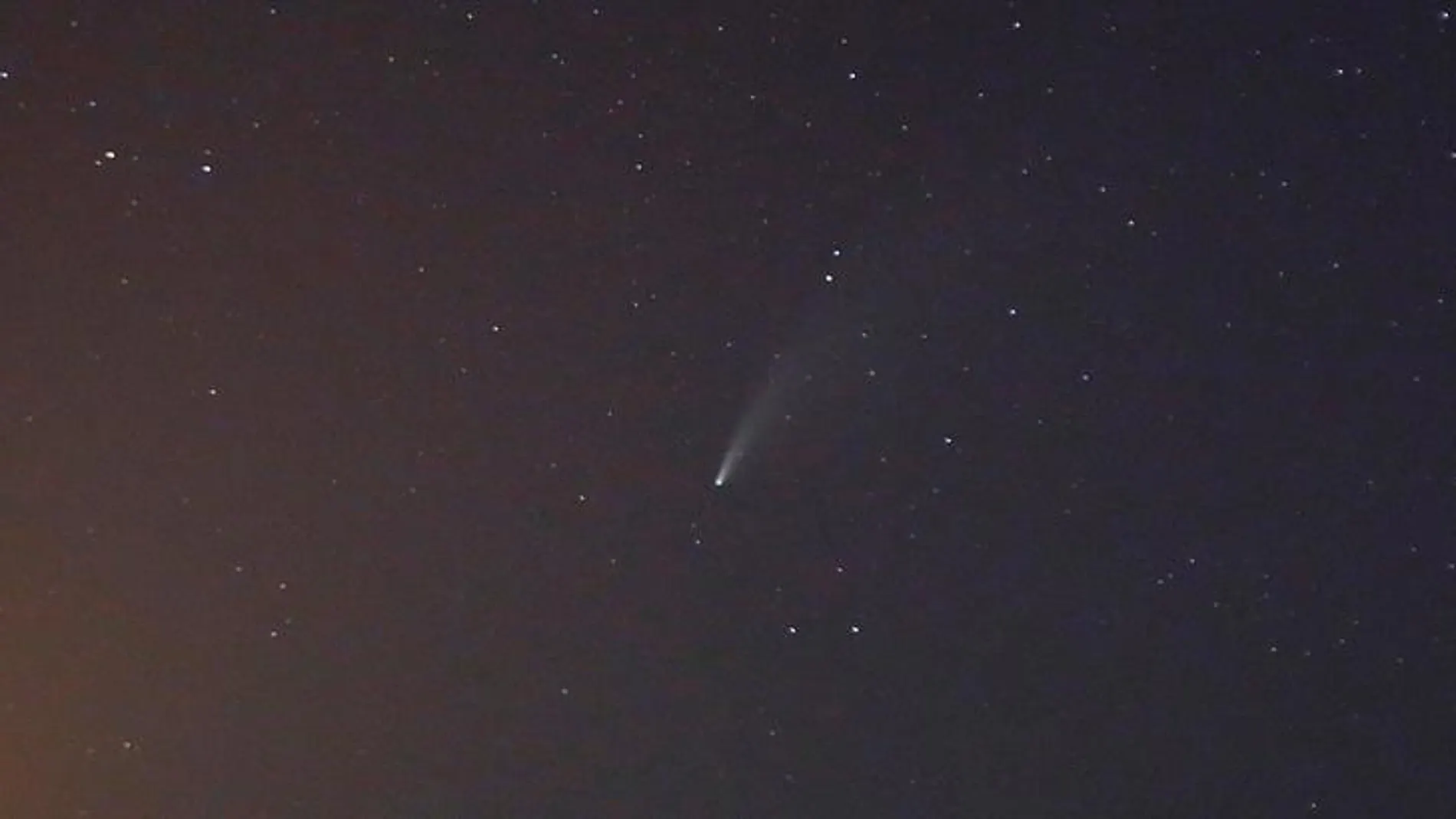 El cometa Neowise es visible hoy, ¿desde dónde y cuándo verlo? El cometa Neowise es visible hoy, ¿desde dónde y cuándo verlo?