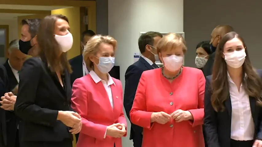 Angela Merkel, clave en la intrahistoria del Consejo Europeo que dio luz verde a 750.000 millones contra el coronavirus