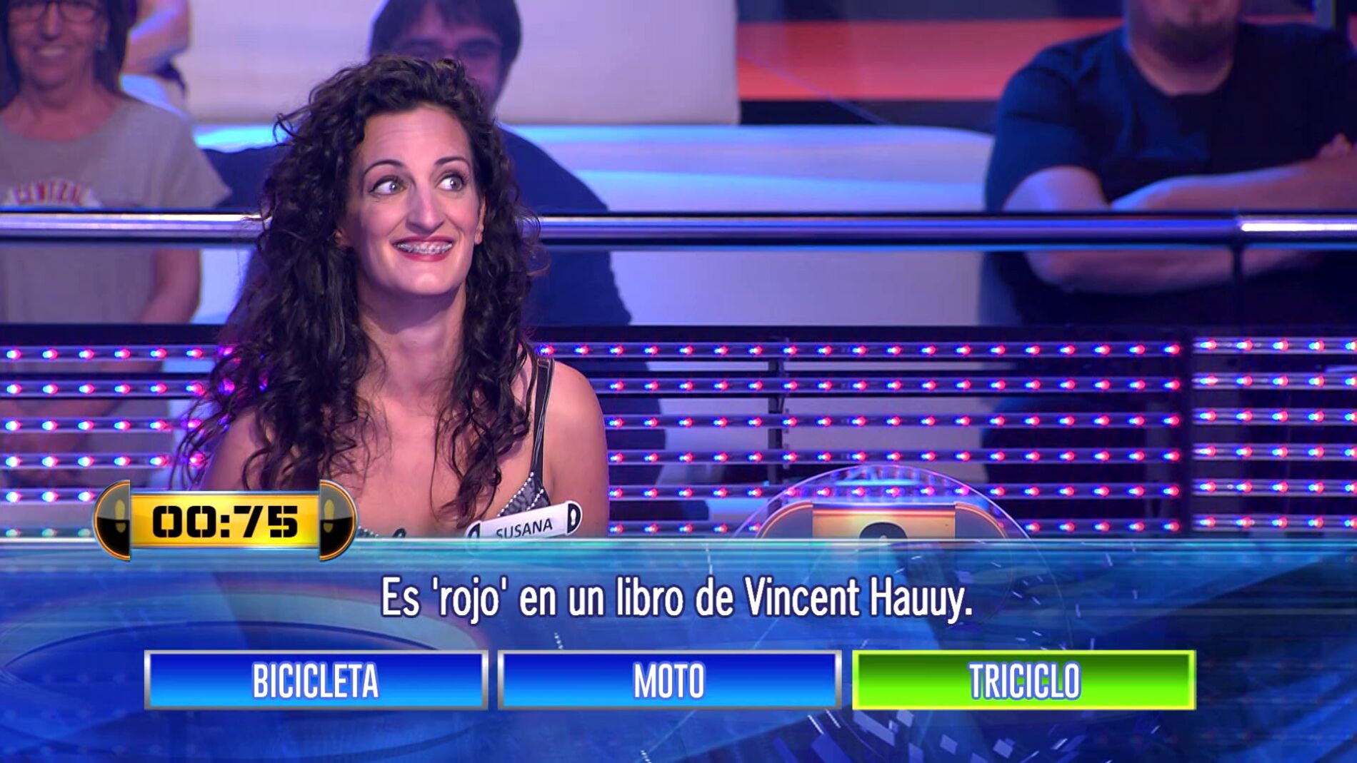 La increíble buena racha de Susana en la prueba de ‘entre tres’ que ha dejado boquiabierto a Arturo Valls 