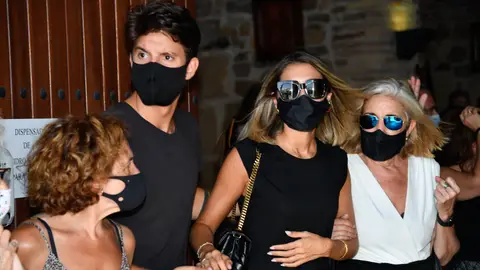 Iván Martín y Anna Ferrer en el entierro de Antonio Vidal Iván Martín y Anna Ferrer en el entierro de Antonio Vidal