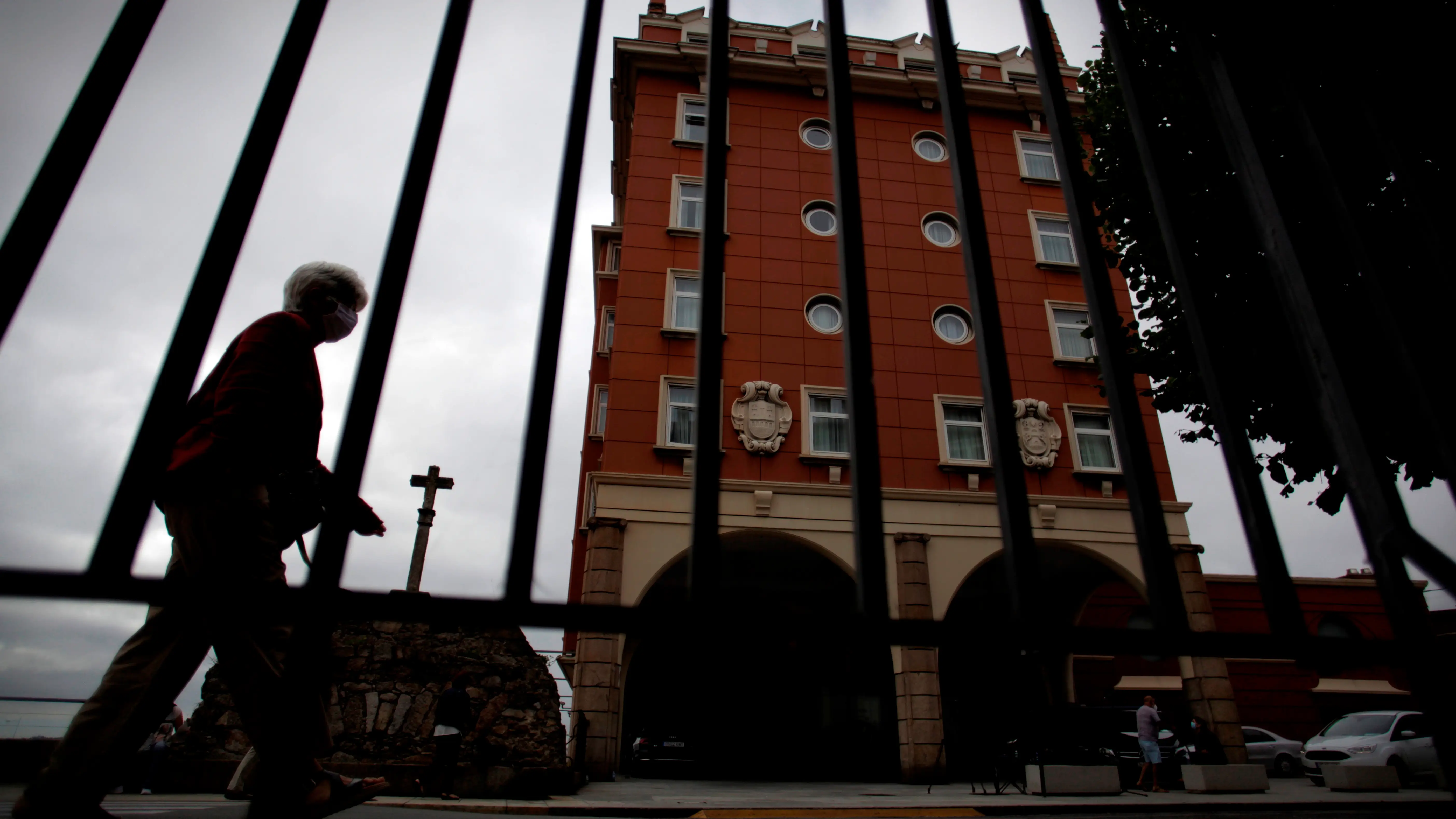 Fachada del hotel donde se encuentra la expedición del Fuenlabrada Fachada del hotel donde se encuentra la expedición del Fuenlabrada