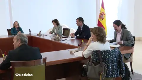 Los presidentes de las comunidades reclaman mayor coordinación para hacer frente a la nueva oleada de coronavirus Los presidentes de las comunidades reclaman mayor coordinación para hacer frente a la nueva oleada de coronavirus