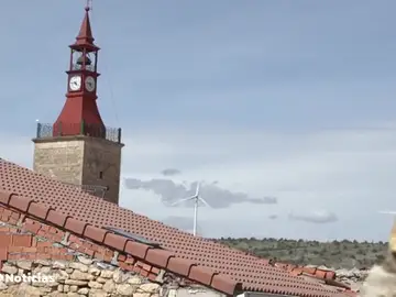 La energía eólica reactiva la economía Maranchón, uno de los pueblos de la España despoblada La energía eólica reactiva la economía Maranchón, uno de los pueblos de la España despoblada