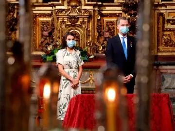 Los reyes don Felipe y doña Letizia presiden la misa y la ofrenda al apostol Santiago Los reyes don Felipe y doña Letizia presiden la misa y la ofrenda al apostol Santiago