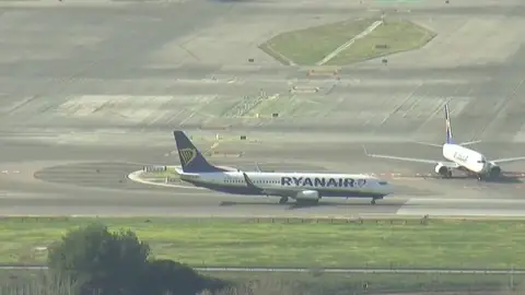 Ryanair afirma que seguirá volando con normalidad a España desde Reino Unido Ryanair afirma que seguirá volando con normalidad a España desde Reino Unido