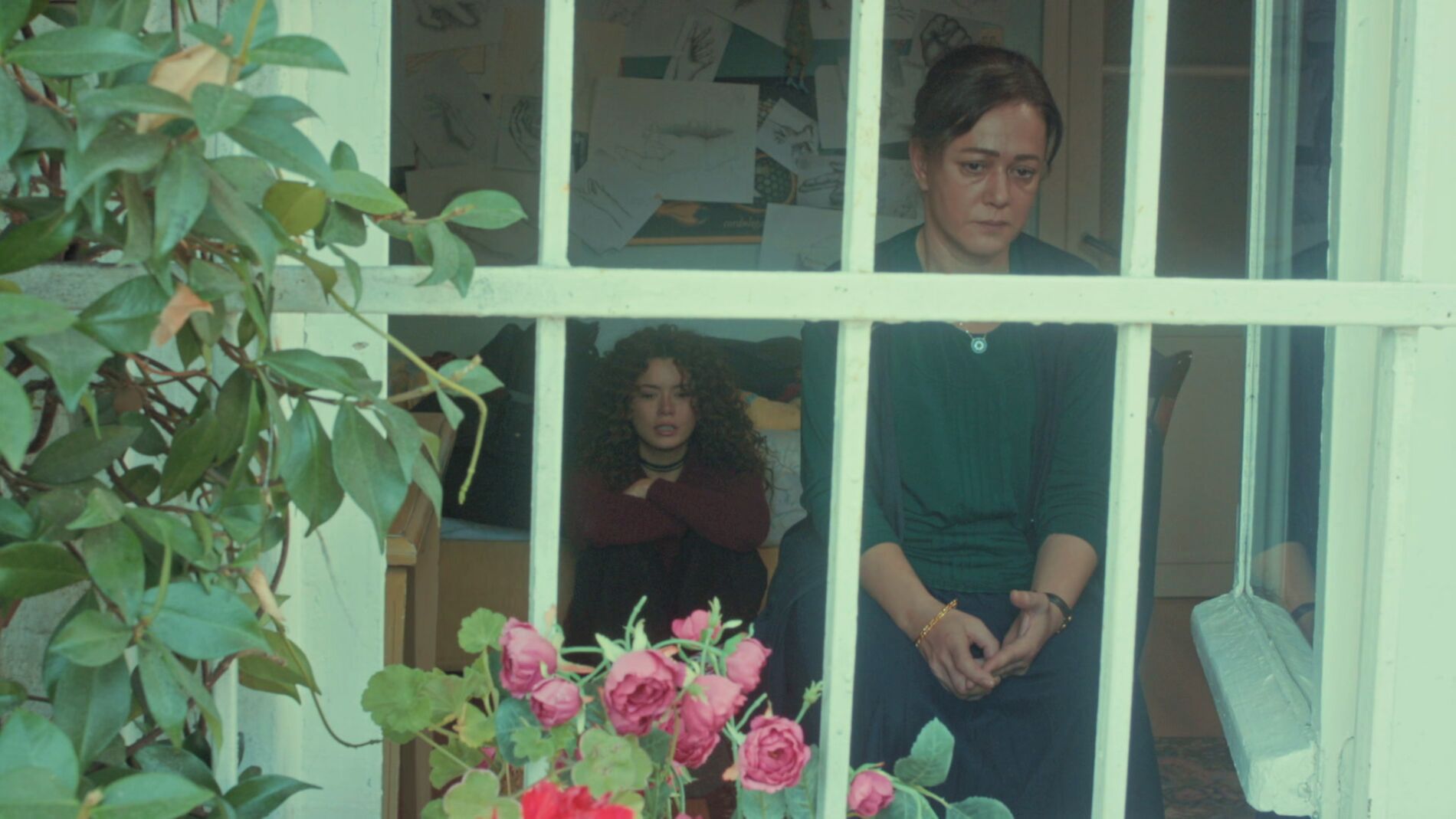 El chantaje emocional de Sirin para impedir que su madre se relacione con Bahar 