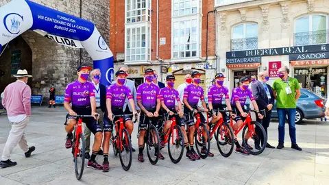 El ciclismo profesional vuelve con una 'Vuelta a Burgos segura' con un férreo protocolo contra el coronavirus El ciclismo profesional vuelve con una 'Vuelta a Burgos segura' con un férreo protocolo contra el coronavirus