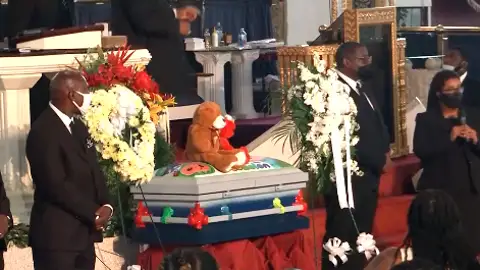 Muere un niño en Brooklyn, Nueva York, a causa de un tiroteo Muere un niño en Brooklyn, Nueva York, a causa de un tiroteo