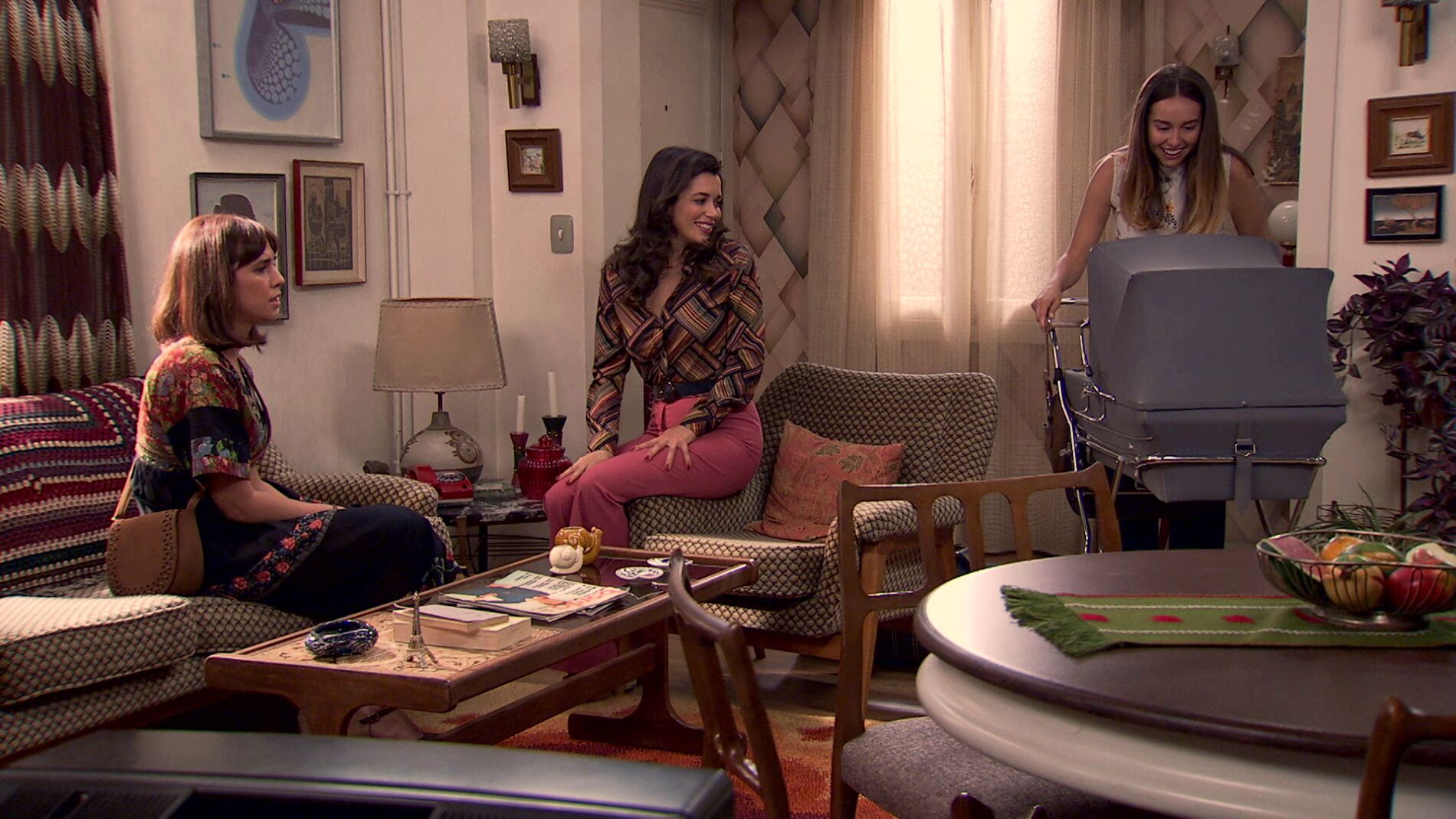 Luisita y Amelia reciben una visita inesperada 