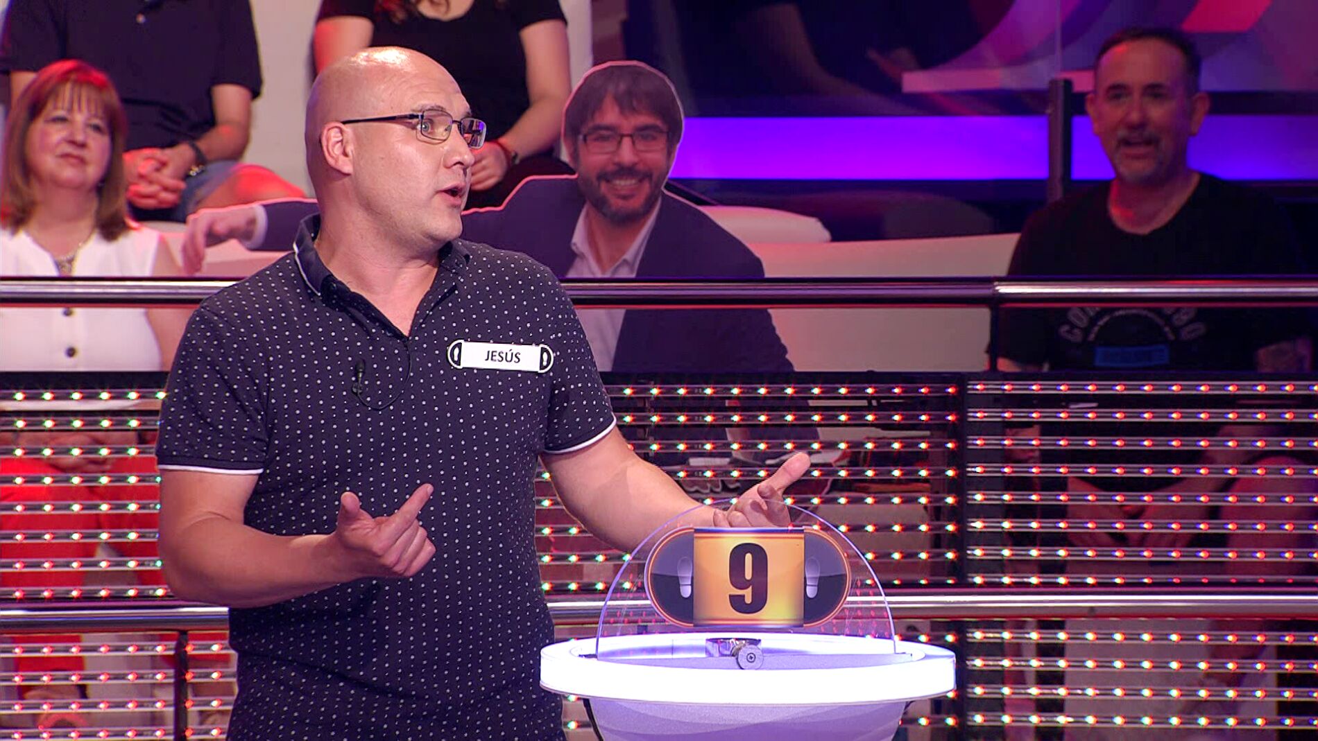 El baile del pollito, as&iacute; consigue un concursante de &lsquo;&iexcl;Ahora caigo!&rsquo; que sus amigos pasen verg&uuml;enza con &eacute;l