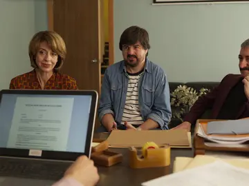 Extra: La secuencia del ligue imaginario de Bego que no pudiste ver en el capítulo 8 de 'Benidorm' Extra: La secuencia del ligue imaginario de Bego que no pudiste ver en el capítulo 8 de 'Benidorm'