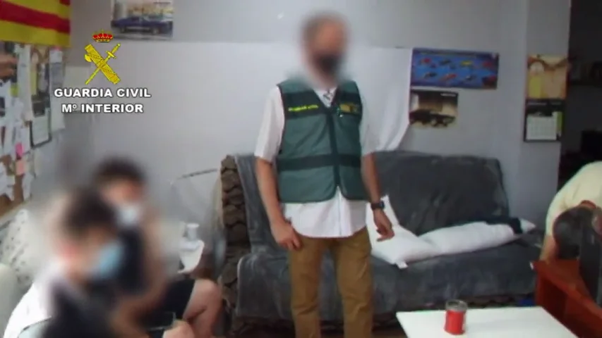 Detenidas tres personas por estafar en masa en Internet por 500.000 euros en Barcelona