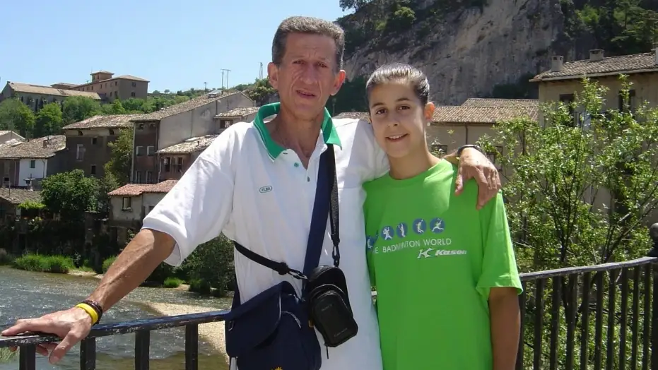 La emotiva carta de Carolina Marín a su padre recientemente fallecido: "Papi, te quiero" La emotiva carta de Carolina Marín a su padre recientemente fallecido: "Papi, te quiero"