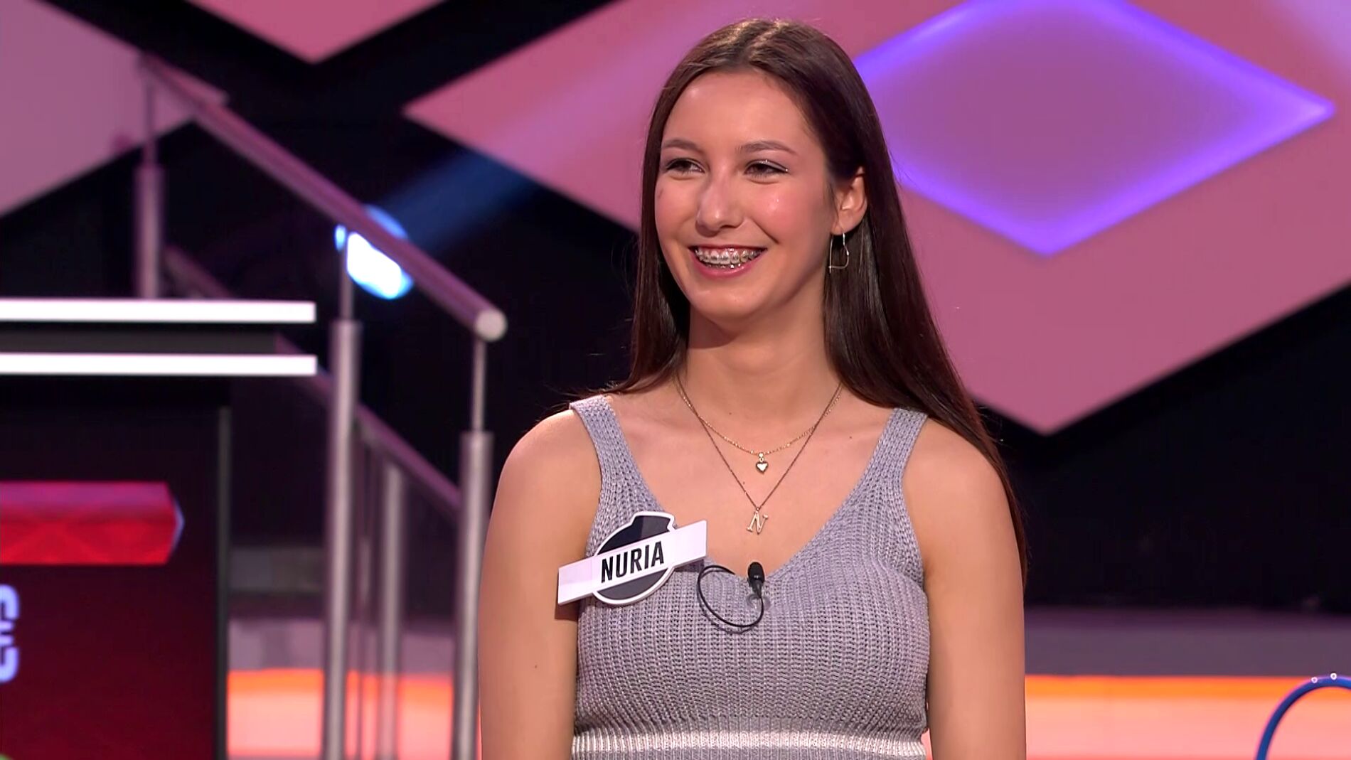 La graciosa respuesta de Juanra Bonet ante el hobby de dos concursantes en &lsquo;&iexcl;Boom!&rsquo;