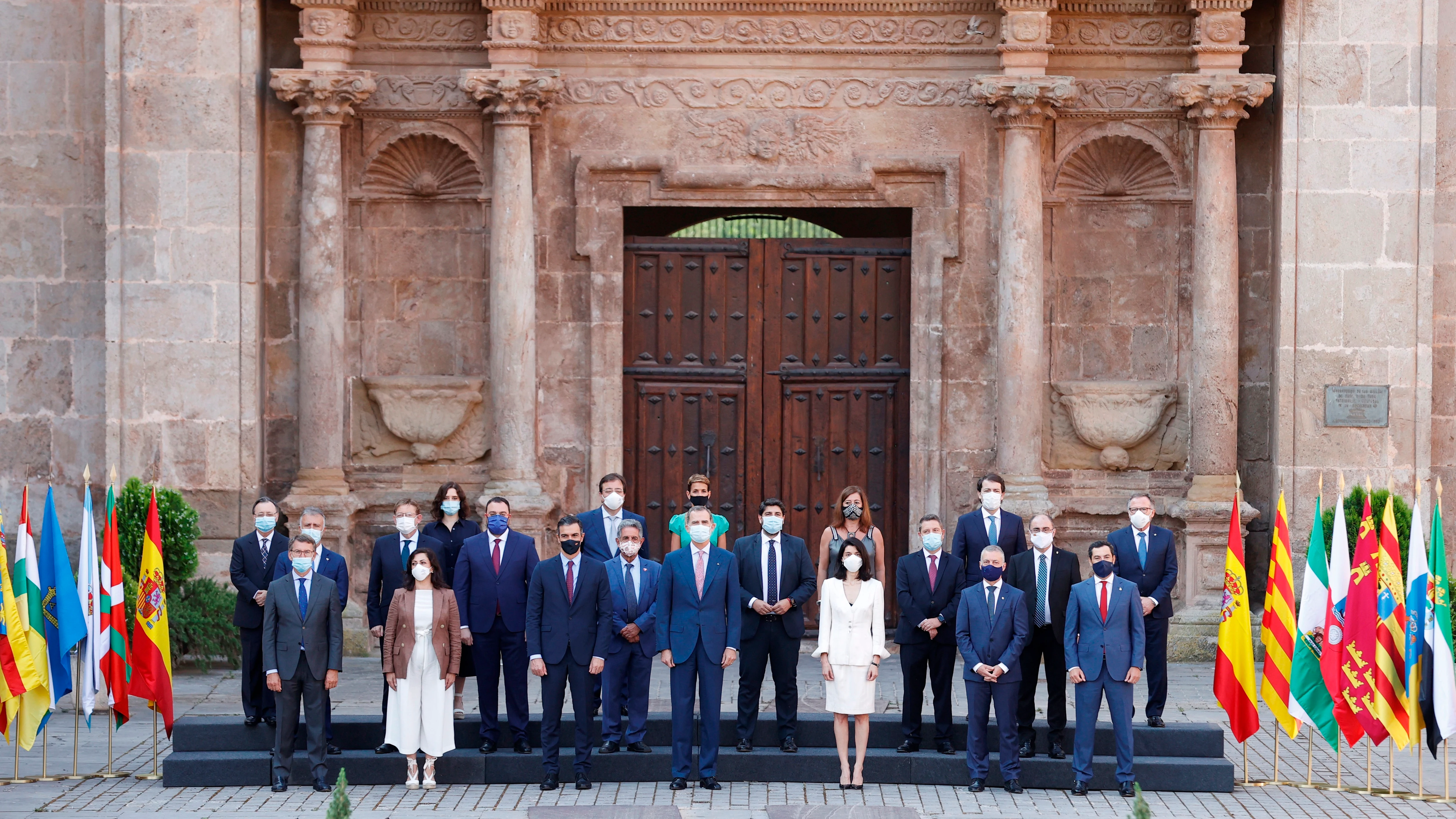 Así es San Millán de la Cogolla: de cuna del castellano a sede de la Conferencia de Presidentes Así es San Millán de la Cogolla: de cuna del castellano a sede de la Conferencia de Presidentes