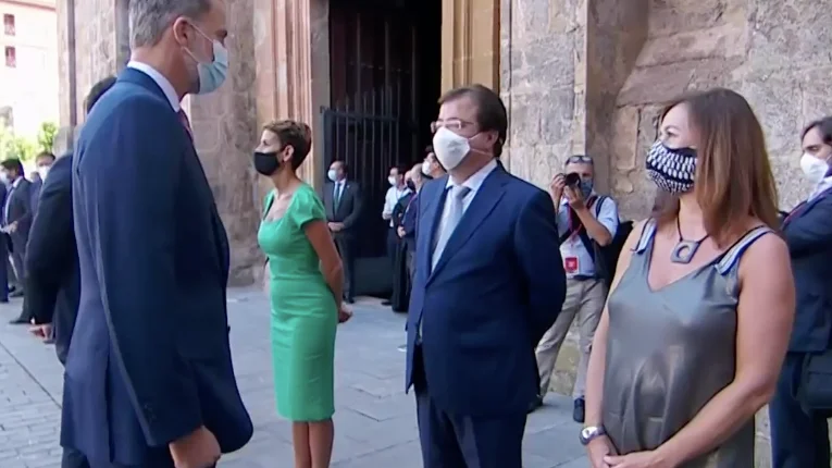La conversación sobre Pepón Nieto y las ganas de vacaciones del rey, entre las anécdotas de la Conferencia de Presidentes La conversación sobre Pepón Nieto y las ganas de vacaciones del rey, entre las anécdotas de la Conferencia de Presidentes
