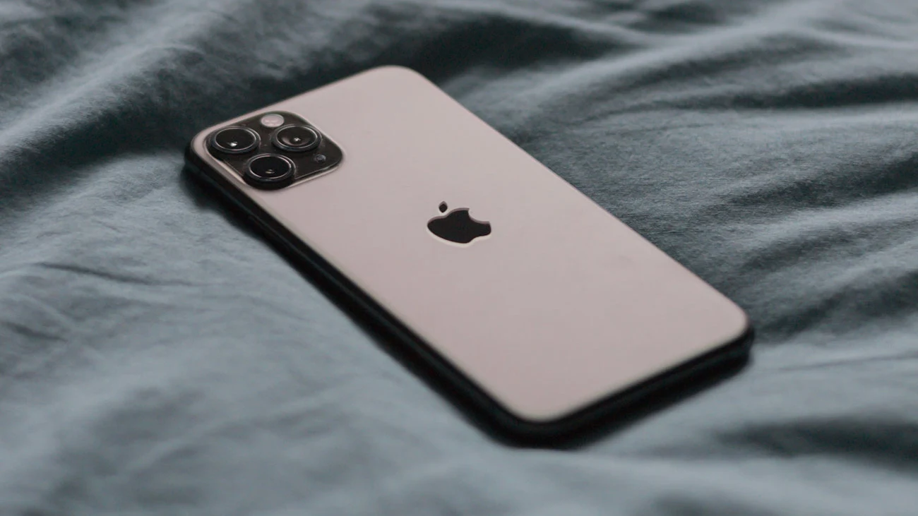 iPhone 11 Pro iPhone 11 Pro