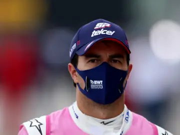Sergio Pérez, primer piloto de Fórmula 1 que da positivo por coronavirus, no correrá el GP de Gran Bretaña Sergio Pérez, primer piloto de Fórmula 1 que da positivo por coronavirus, no correrá el GP de Gran Bretaña